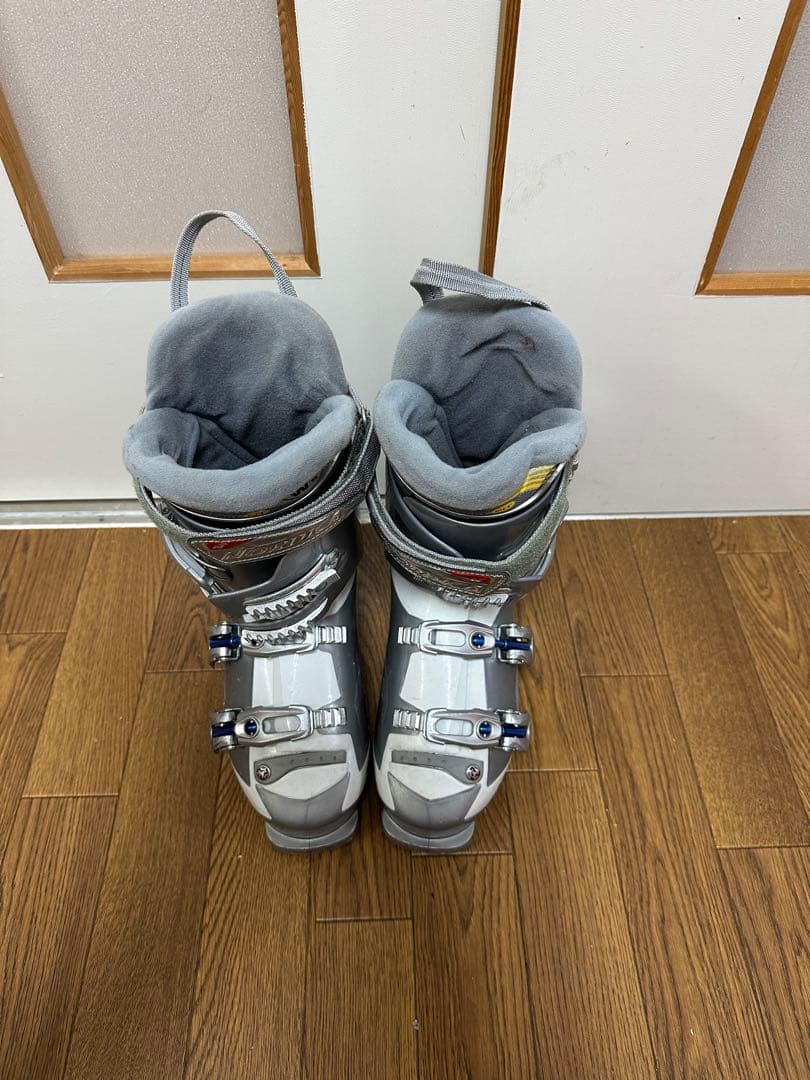 Hart ハート レディース カービングスキー 146cm スキー板、ブーツ