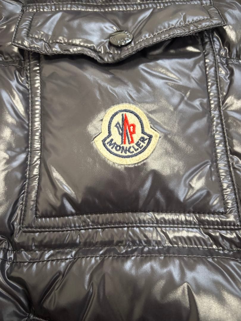 コ*イ様 MONCLER ダウンジャケット