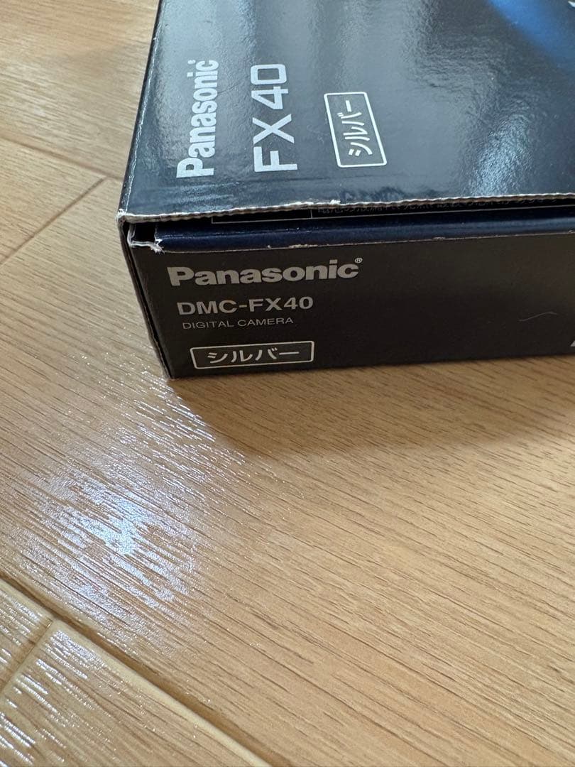 Panasonic LUMIX デジカメ　DMC-FX40シルバー