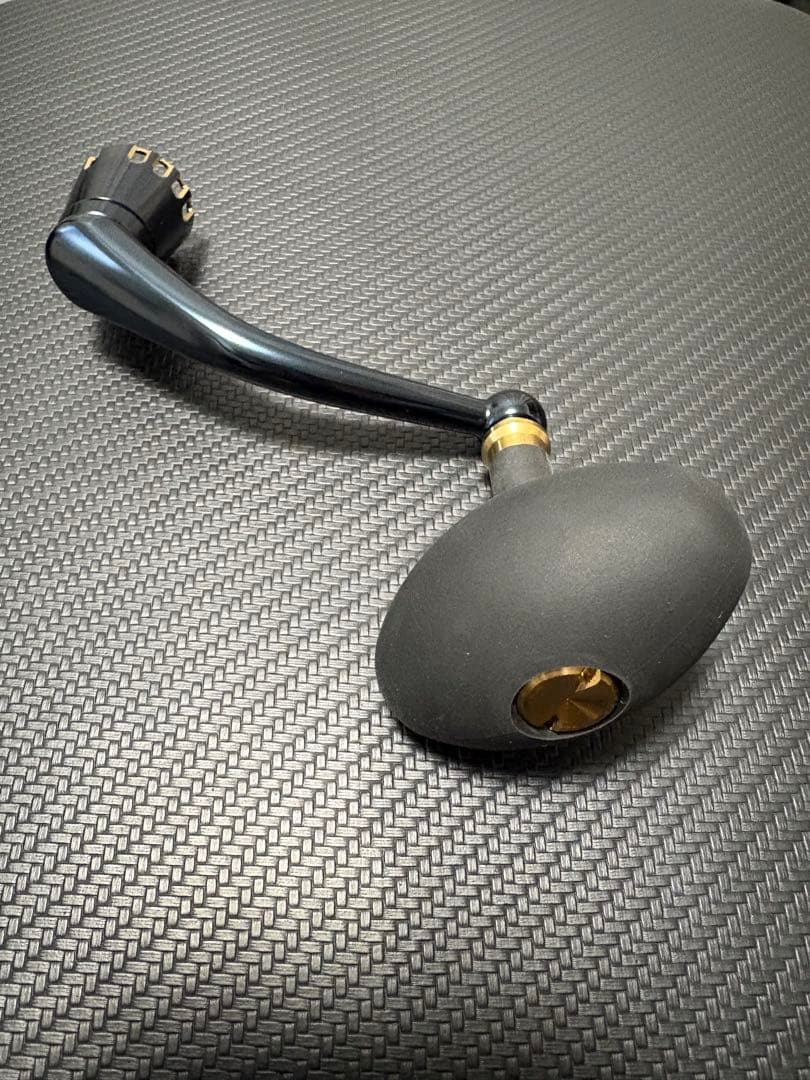 【新品】25ソルティガ純正ハンドル85mm