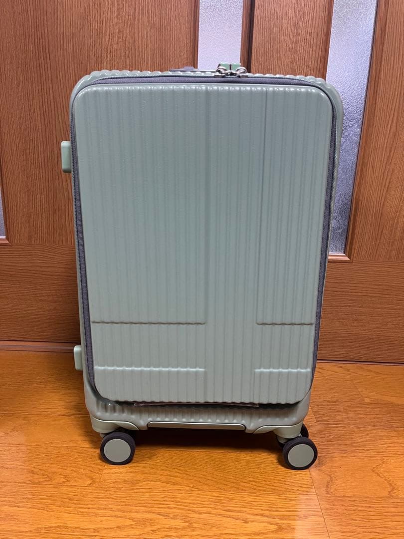イノベーター　スーツケース　INV50 38L ページグリーン　3.3kg