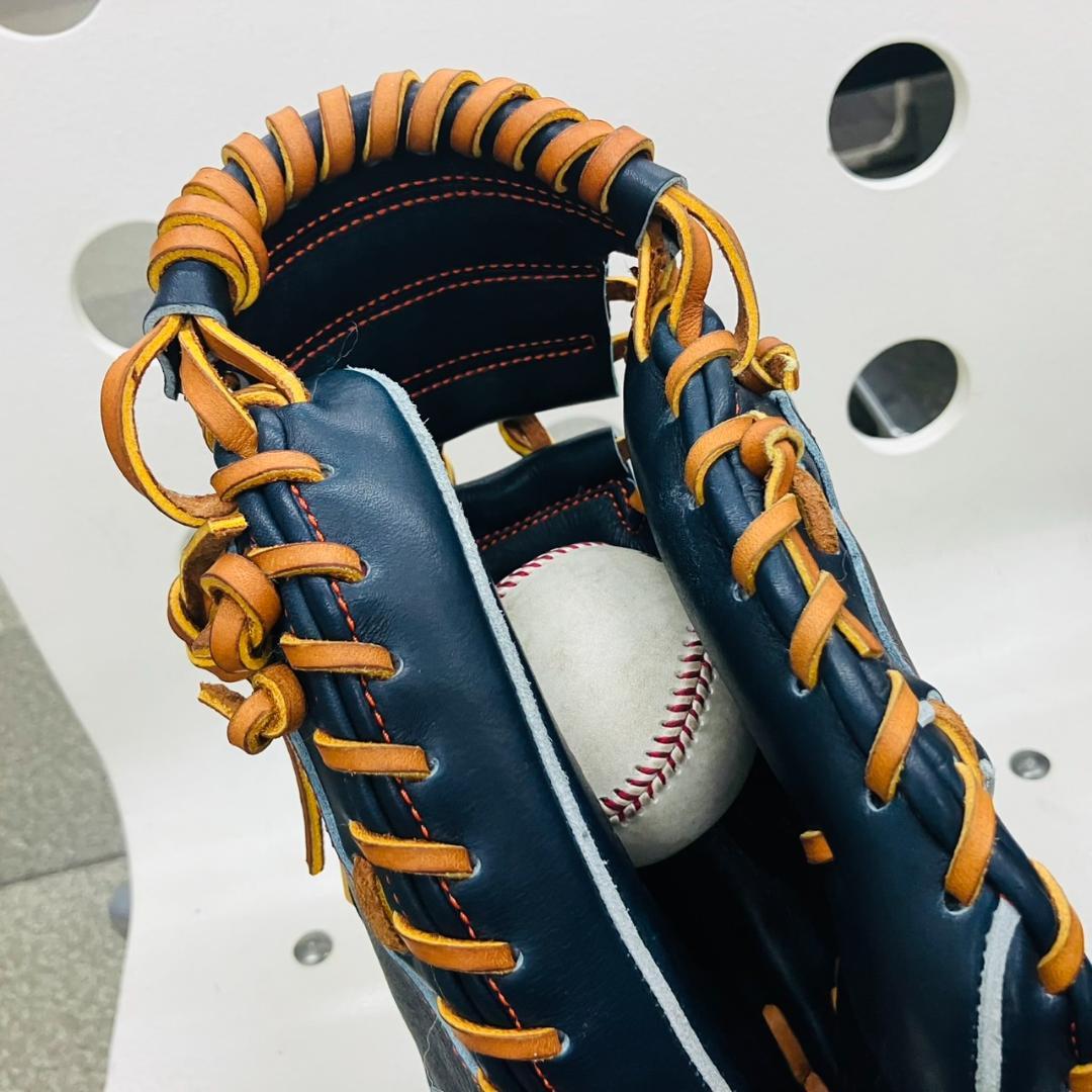 アツシ ハタケヤマ　40周年記念　W-M5IB　硬式用　捕手用　型付け済み