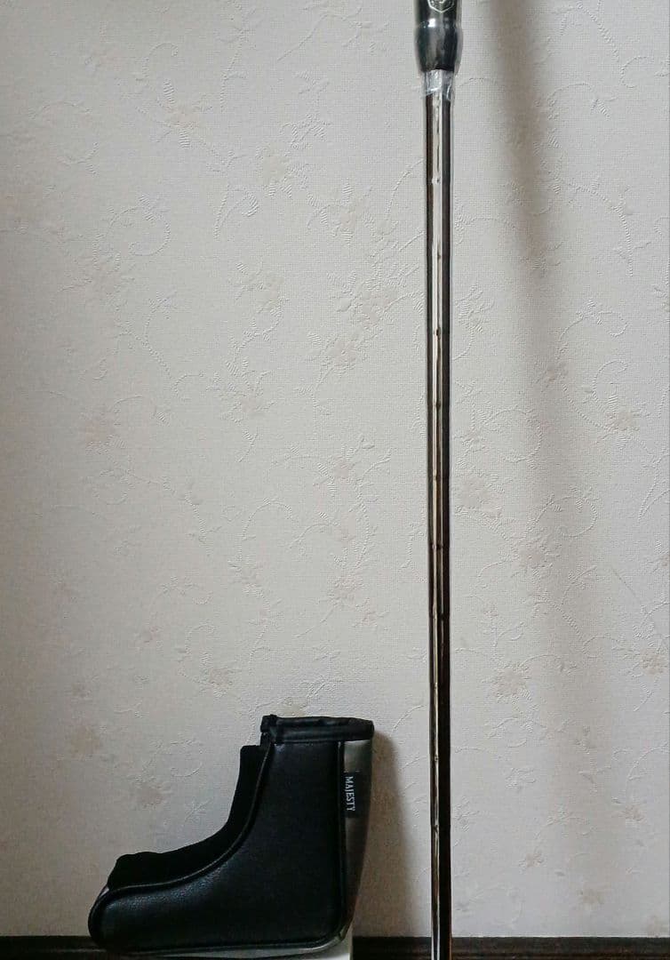 未使用品　MAJESTY　W-MOMENT BLADE　パターとカバー