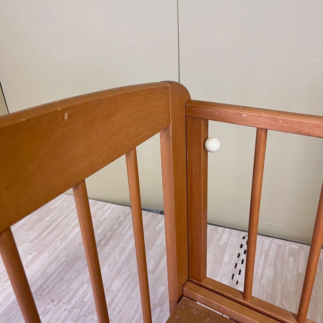 ☆除菌清掃済☆　カトージ　くまのプーさん　ベビーベッド　ライトブラウン