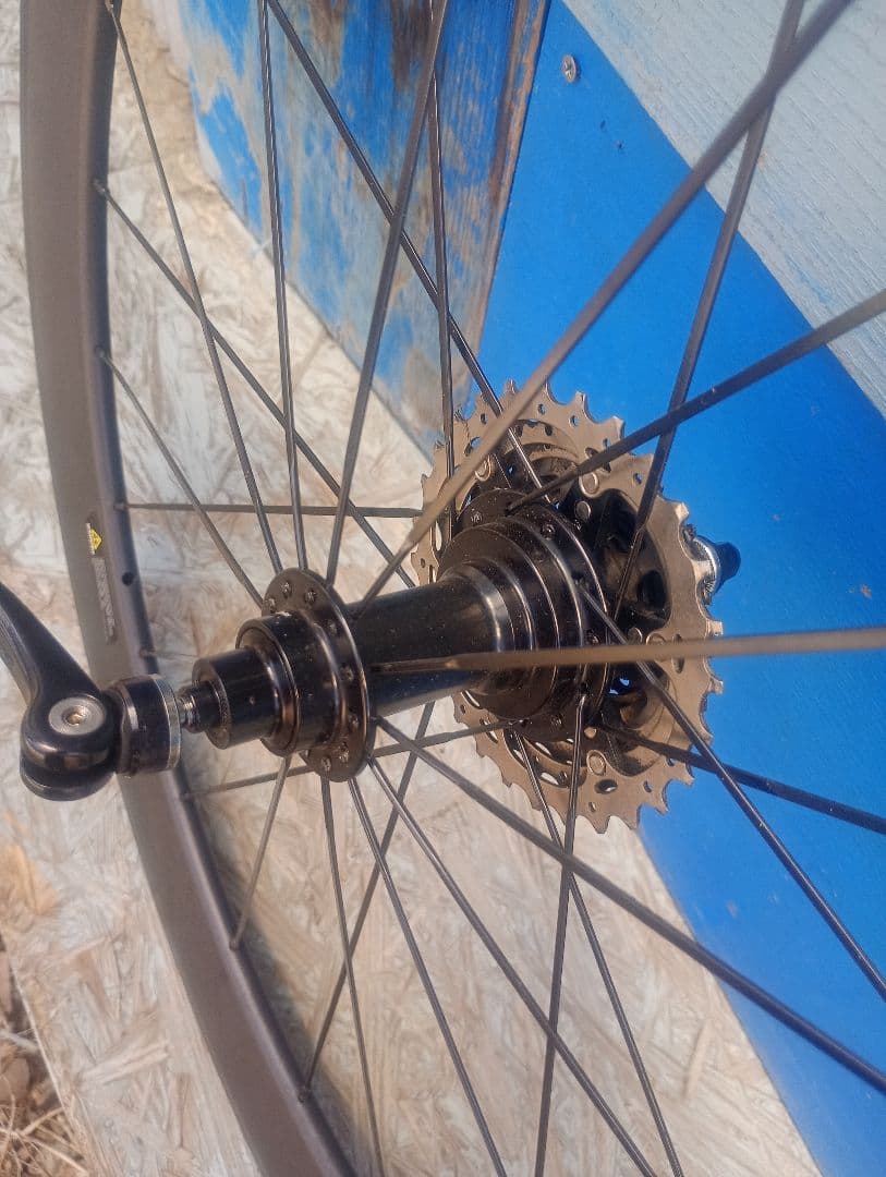 カーボンホイール マットブラック 60mm