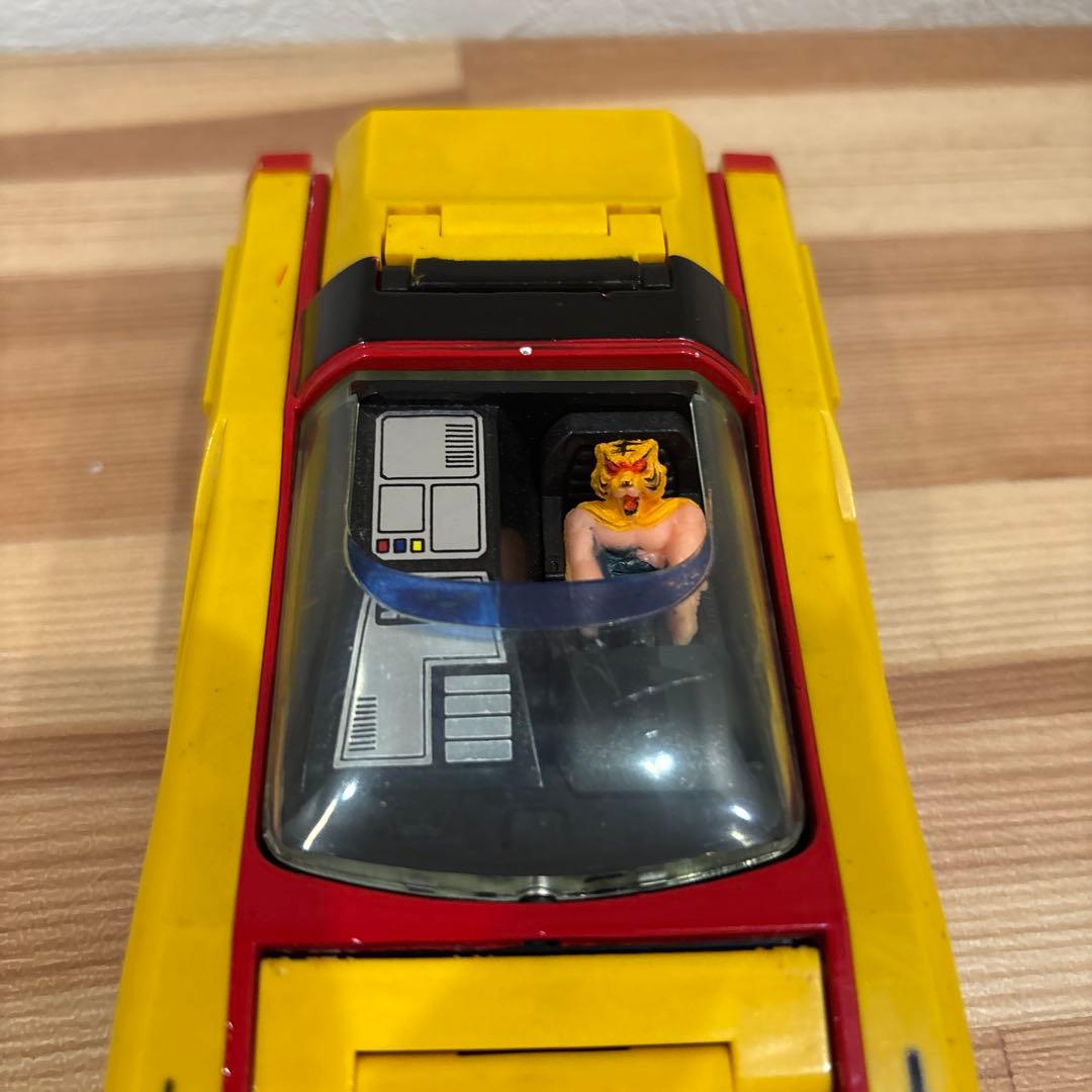 タイガーマスク　タイガーハリケーン