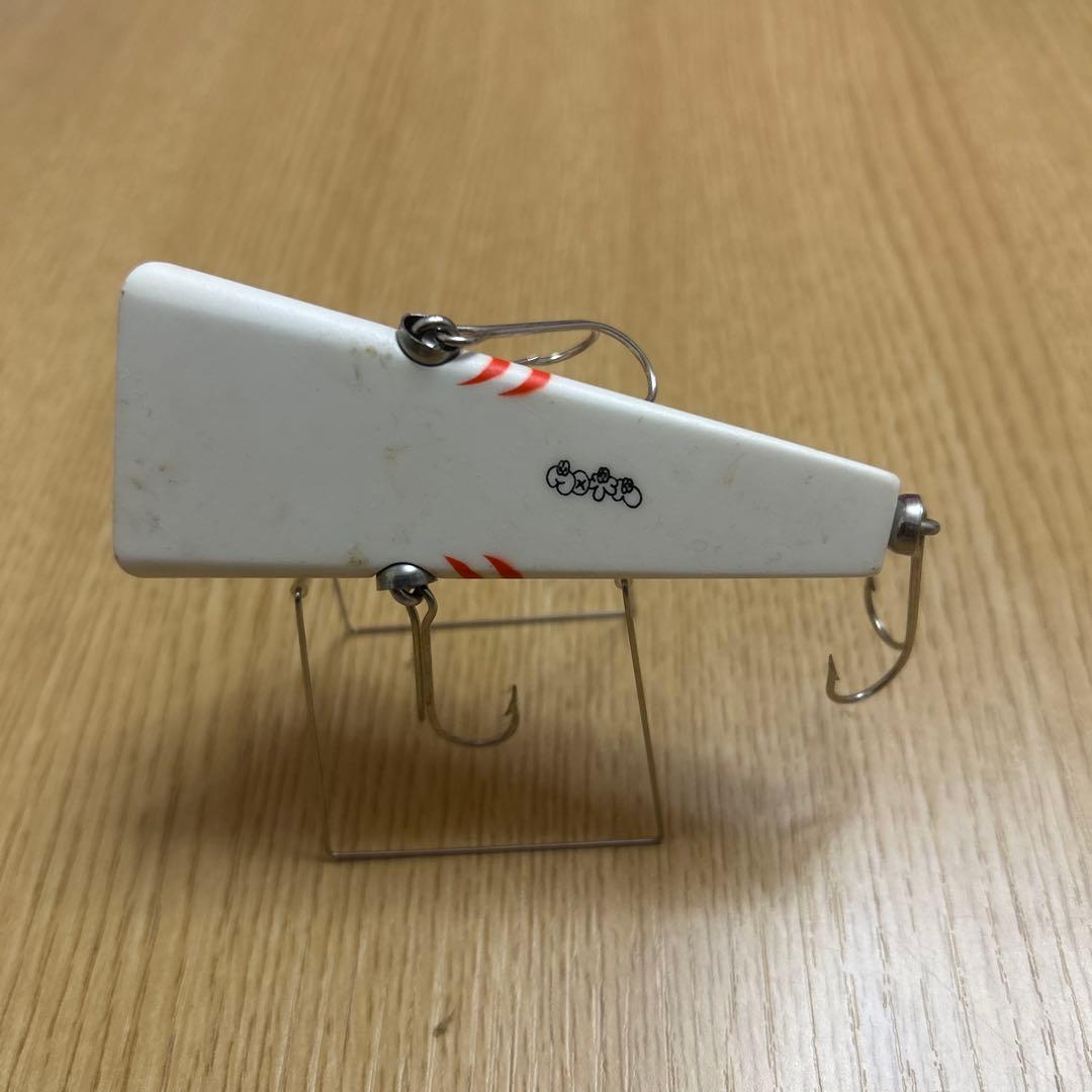 グロデベ　オベリスク