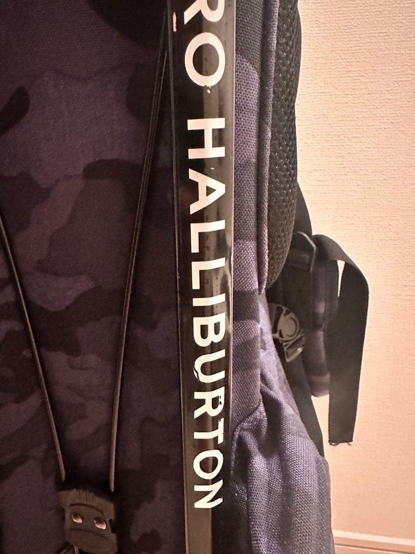 （希少品）ZERO HALLIBURTON ヘッドカバー付のキャディバッグ