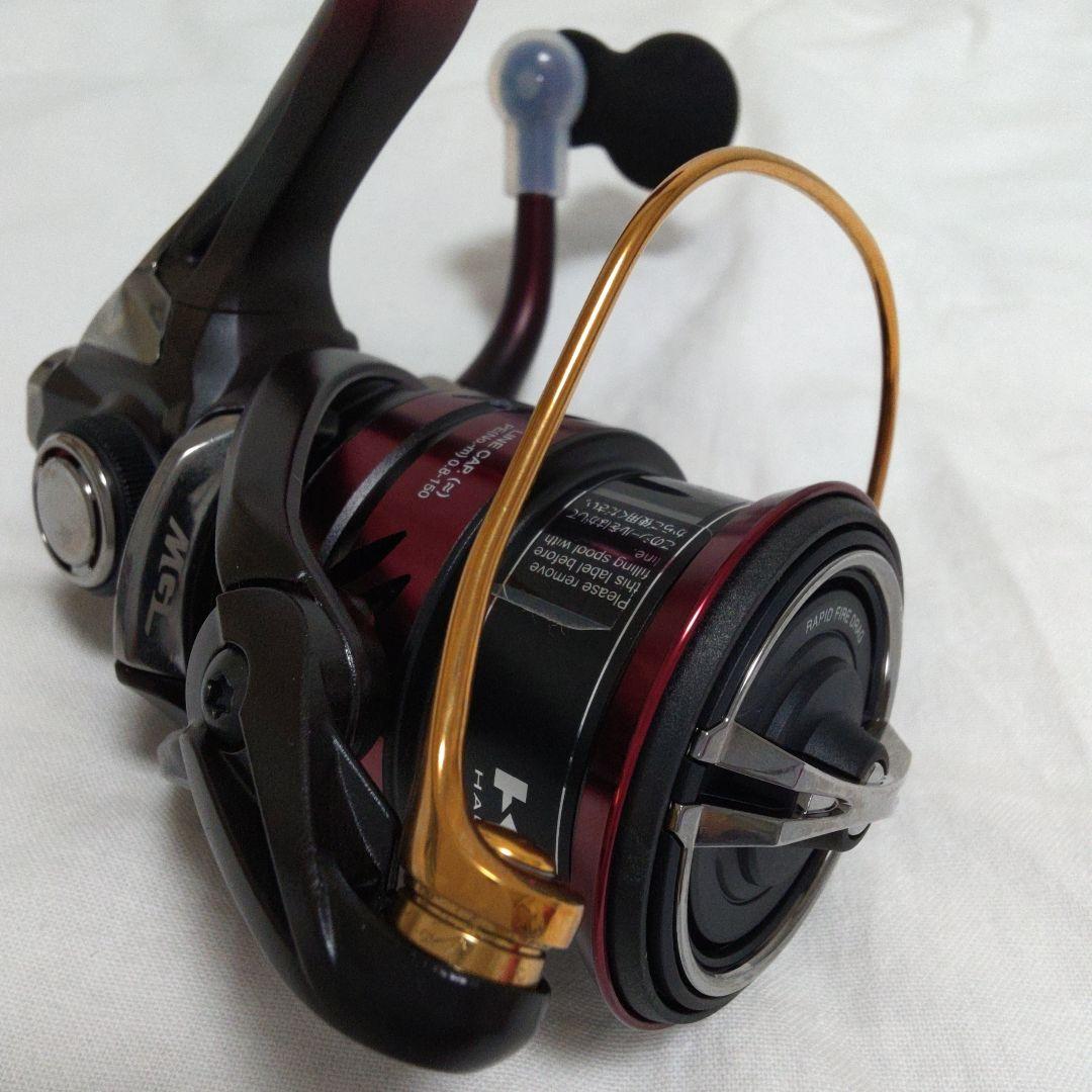 シマノ　19セフィアSS C 3000S 【新品未使用品】