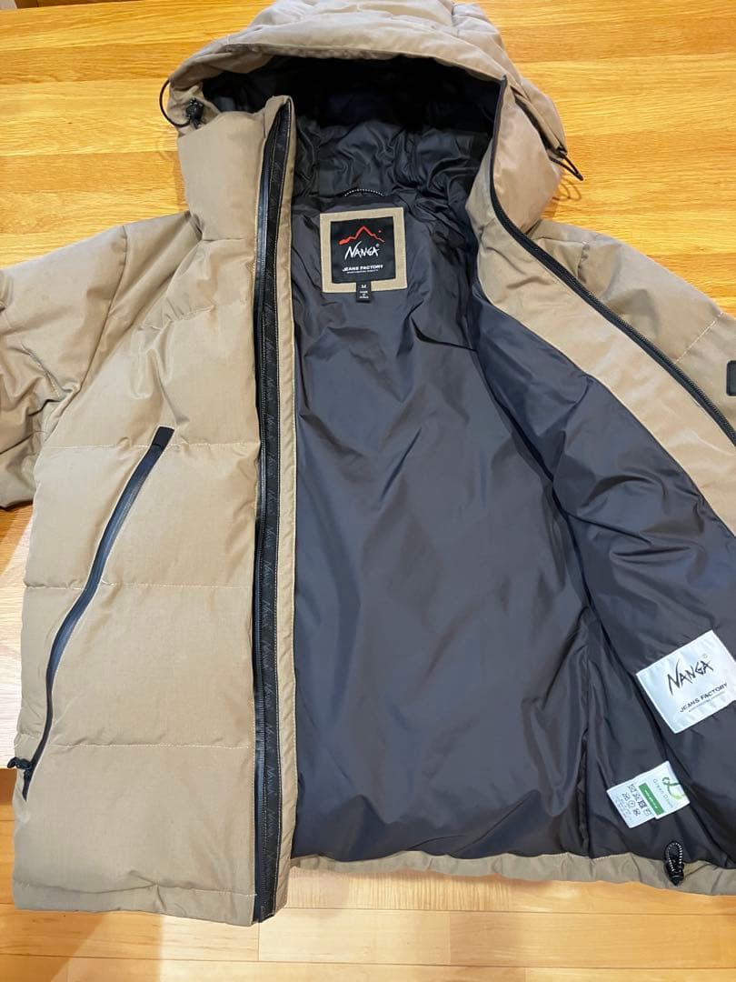 週末限定値下げ　NANGA ダウンジャケット