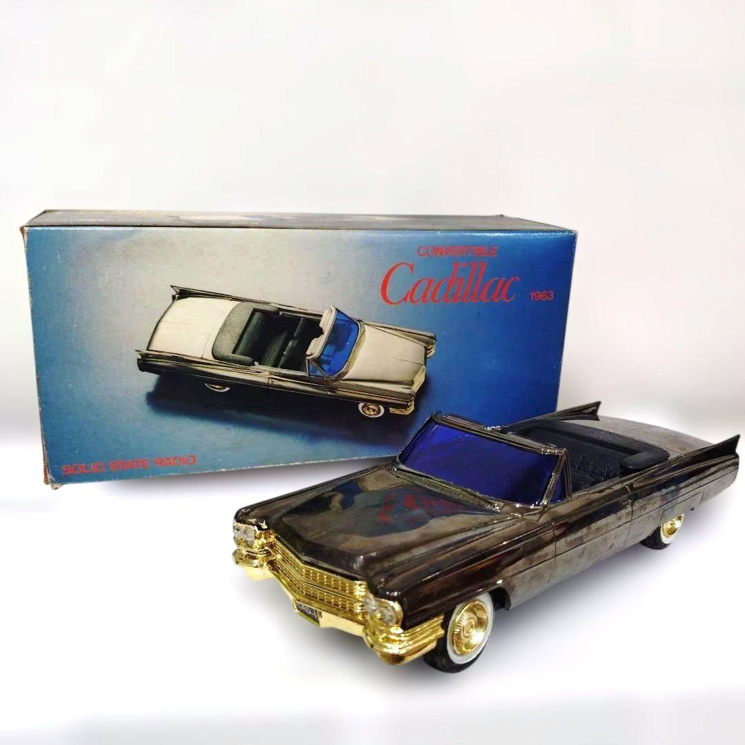 Cadillac 1963 オープンカー ブラック/ゴールド