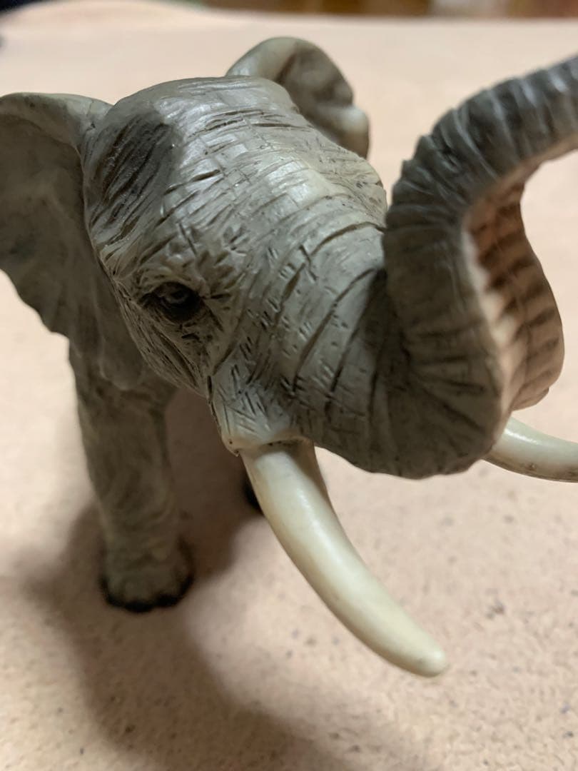 カスターニャ　イタリア製置物　 アンティーク　アフリカゾウ　castagna