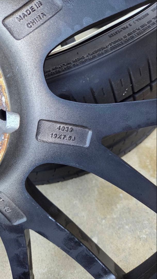 ピーターVOLTECHYPERMZ 19インチ タイヤホイールセット訳あり