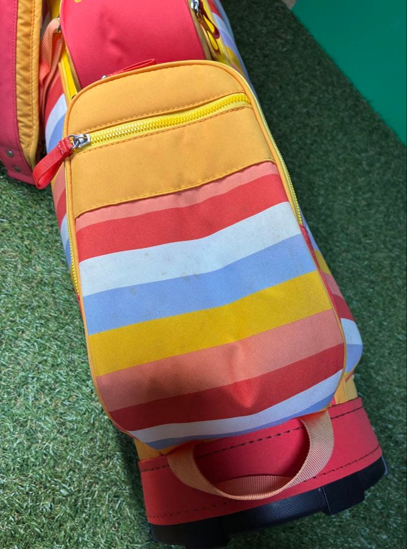 レディース　adidas 軽量キャディバッグ