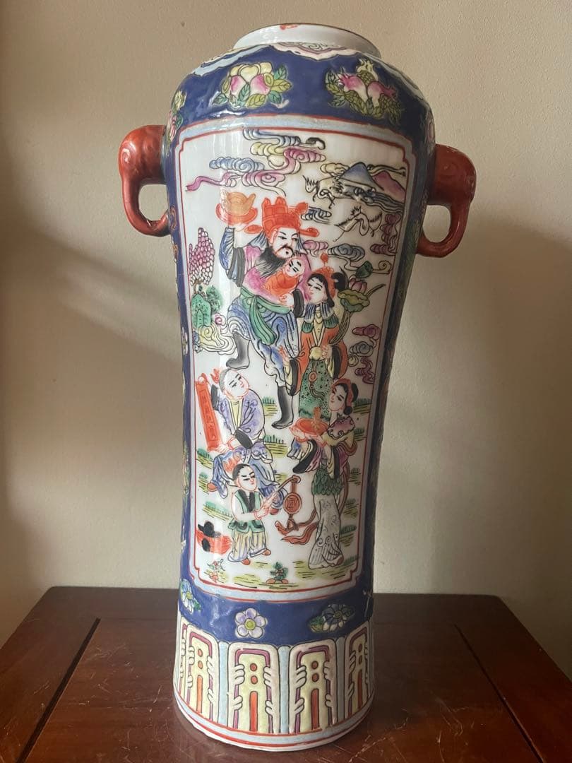 中国武神の図が描かれた双耳付きの人物花瓶 大清同治年製古董品 美術品