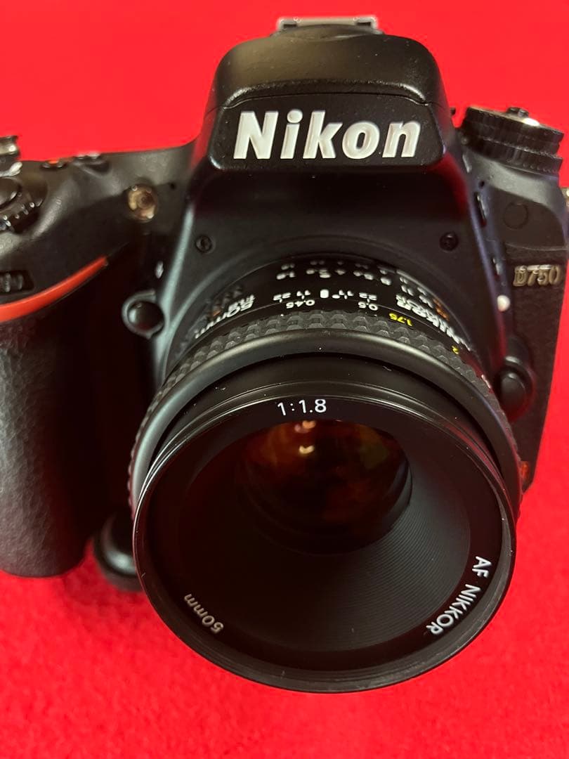 衝撃大特価　これがＮＯ1！ Ｄ7000 Ｓ数288回　18-135mmズ-ム