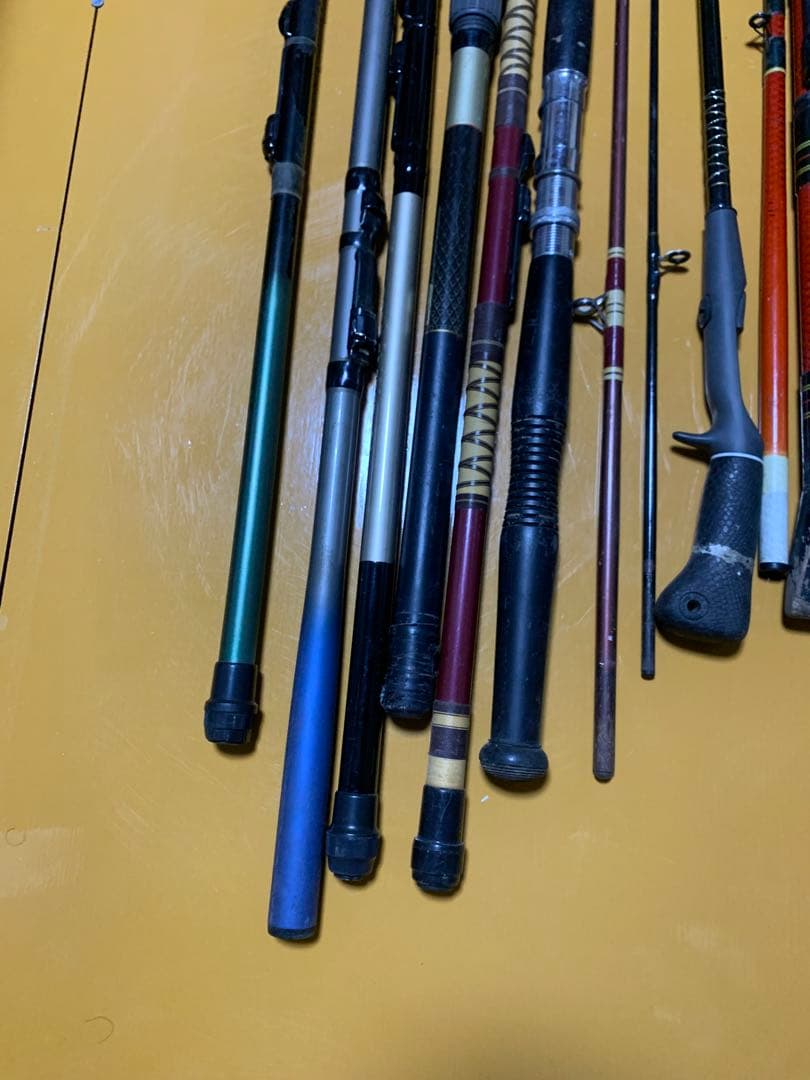 多数の釣り竿セット
