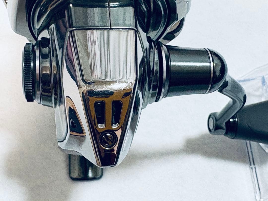 シマノ 22ステラC2000SHG 【美品】