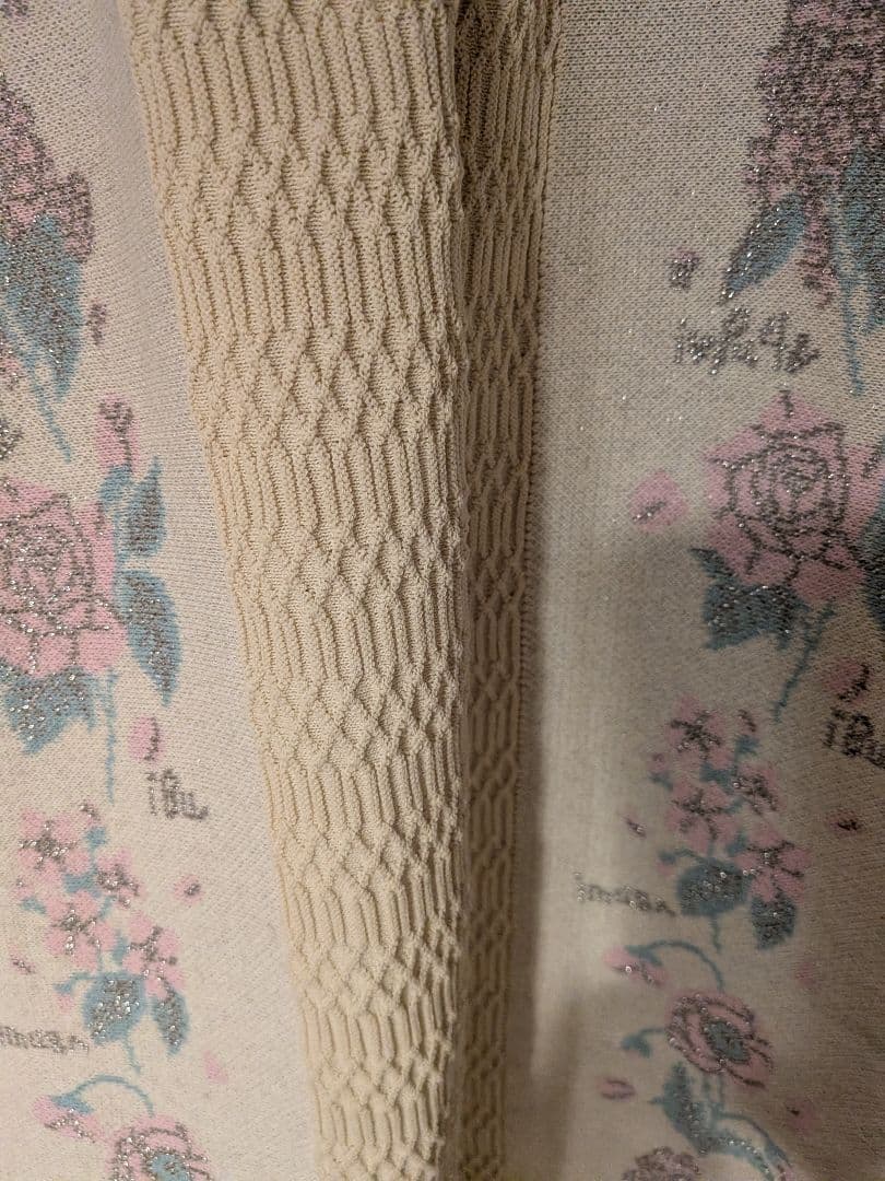 週末値下げ！縷縷夢兎ルルムウ　ラメニットワンピース　花柄